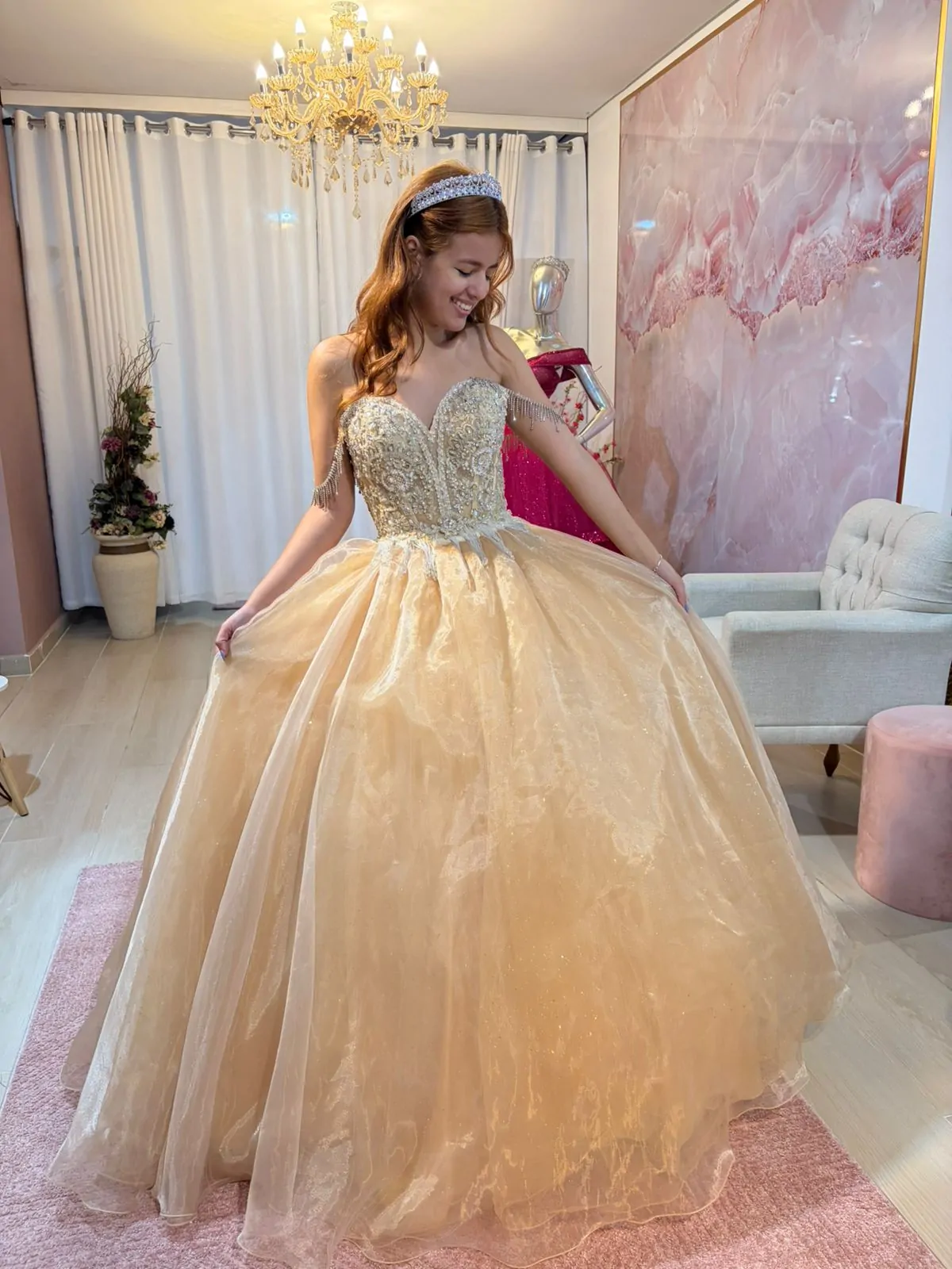 Debutante 01